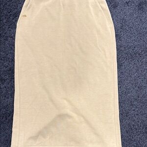 Lululemon skirt worn once excellent condition
